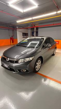 HONDA CIVIC 1.8 EXS 16V FLEX 4P AUTOMÁTICO HONDA CIVIC 1.8 EXS 16V FLEX 4P AUTOMÁTICO
